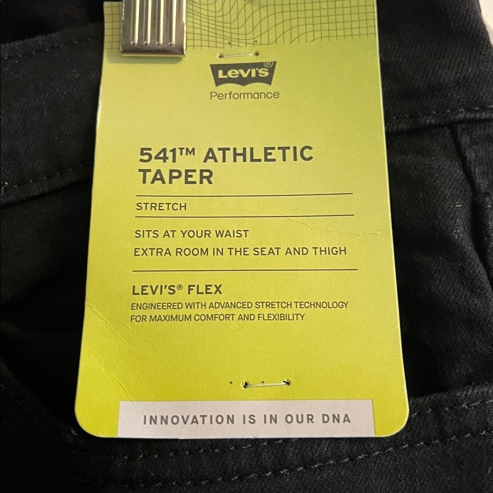 Men's Levi’s 541 Athletic Taper Black Jeans NWT Size 38 X 29 - Picture 3 of 3